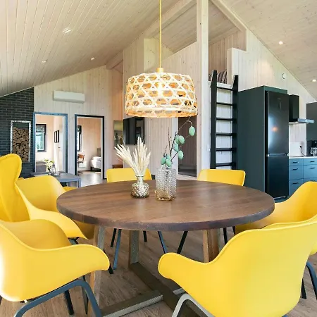 5 Star Holiday In S By Holiday home *